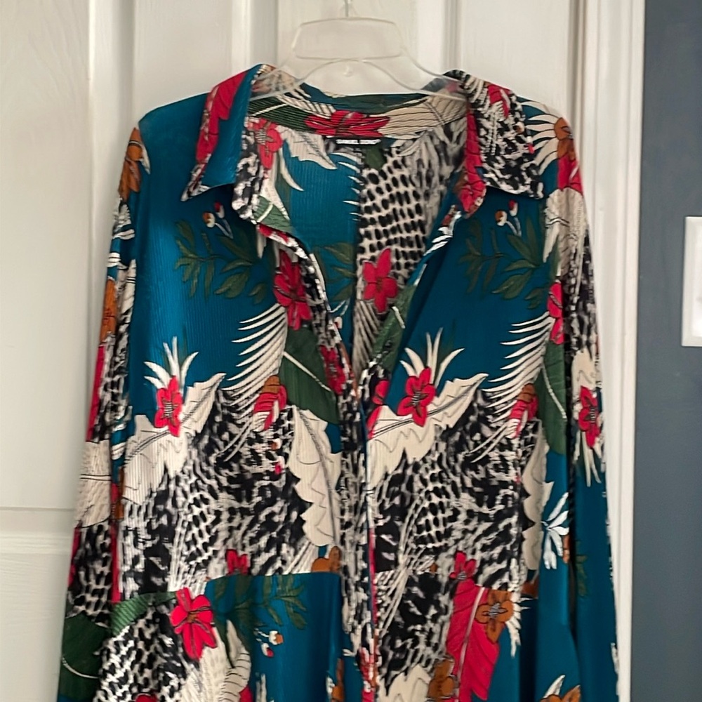 Dramatic dress